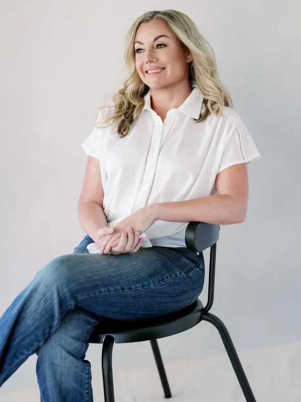 Penny Bailey DrPH providing personalized wellness coaching and health consultation in Scottsdale and Phoenix Arizona